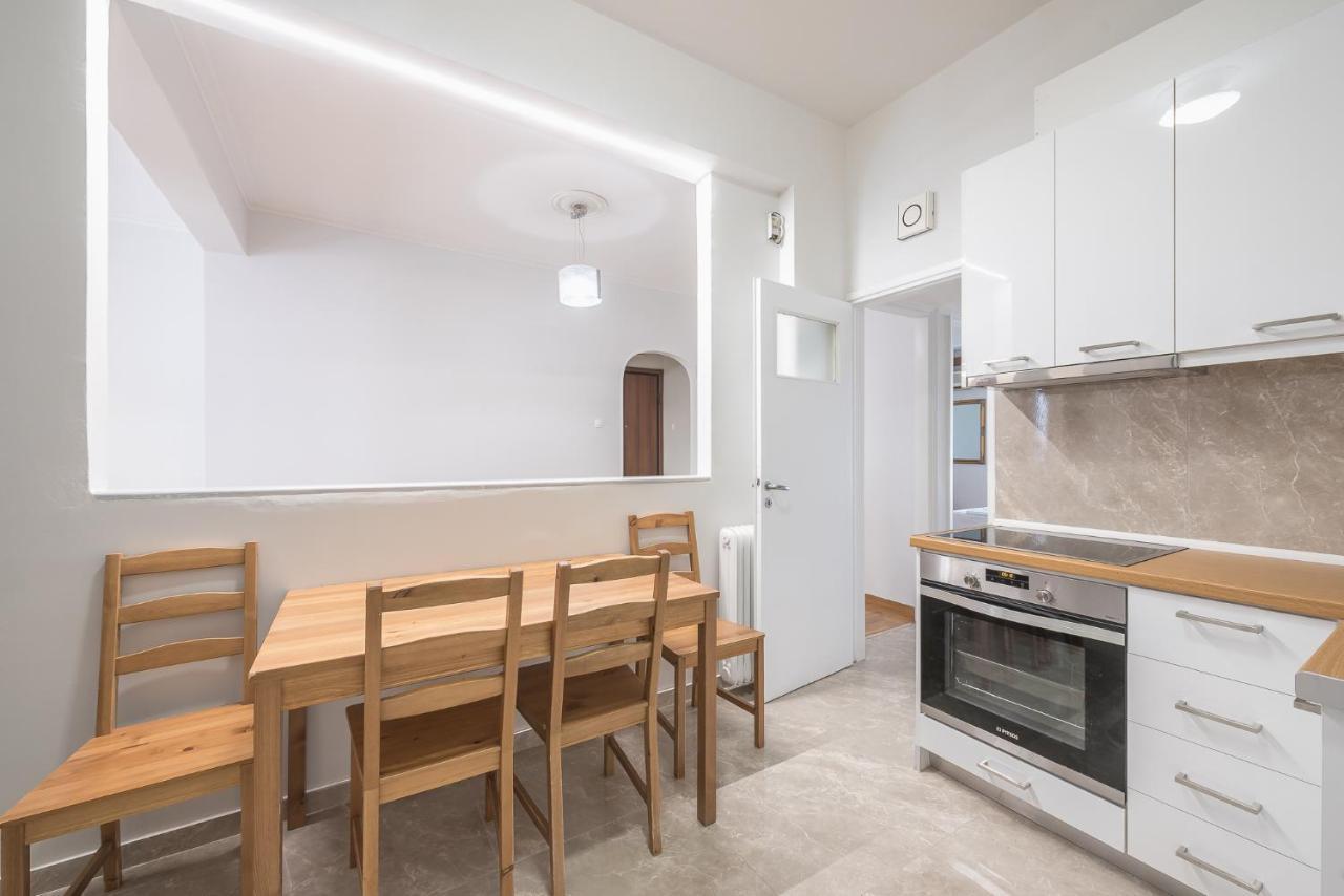 Victoria Best Apartments Афины Экстерьер фото